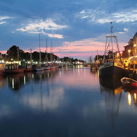 Seefreude Rostock Buitenkant foto